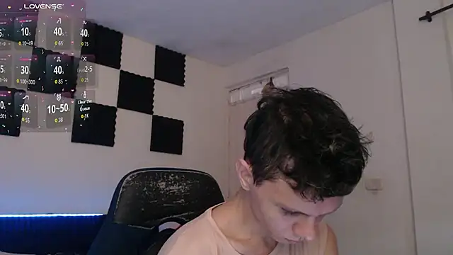 Snapshot of bryamado69 chatting on November 24, 12:16 pm bryamado69 online show from November 24, 12:16 pm