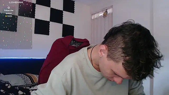 Snapshot of bryamado69 chatting on November 8, 2:53 pm bryamado69 online show from November 8, 2:53 pm