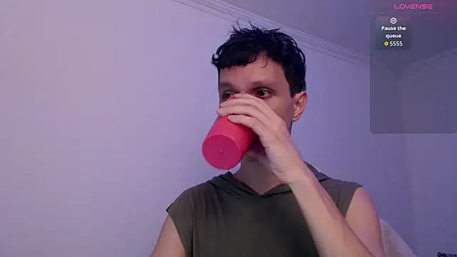 bryamado69 online show from February 28, 7:13 pm