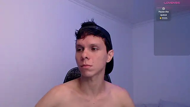 bryamado69 online show from March 24, 11:43 am