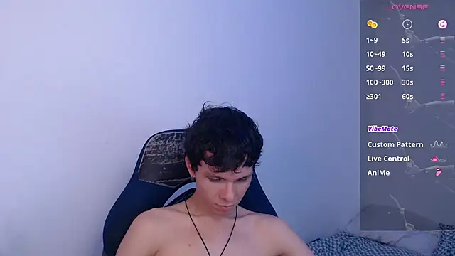 bryamado69 online show from May 15, 8:18 pm