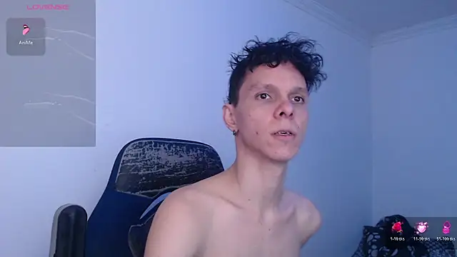 Snapshot of bryamado69 chatting on June 25, 3:26 am bryamado69 online show from June 25, 3:26 am