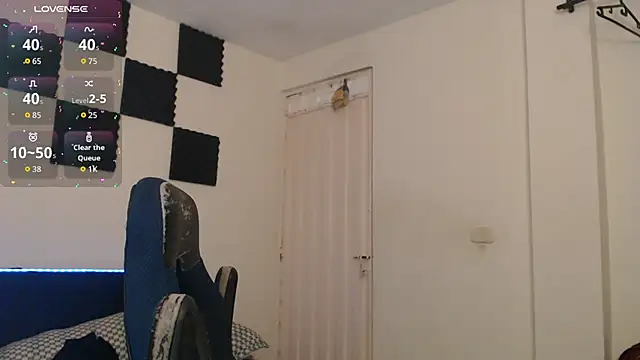 Snapshot of bryamado69 chatting on December 1, 1:12 pm bryamado69 online show from December 1, 1:12 pm