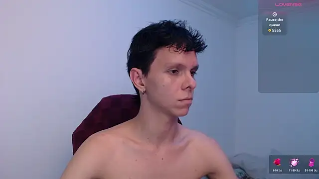 bryamado69 online show from April 2, 4:46 pm