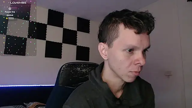 Snapshot of bryamado69 chatting on November 11, 11:27 am bryamado69 online show from November 11, 11:27 am