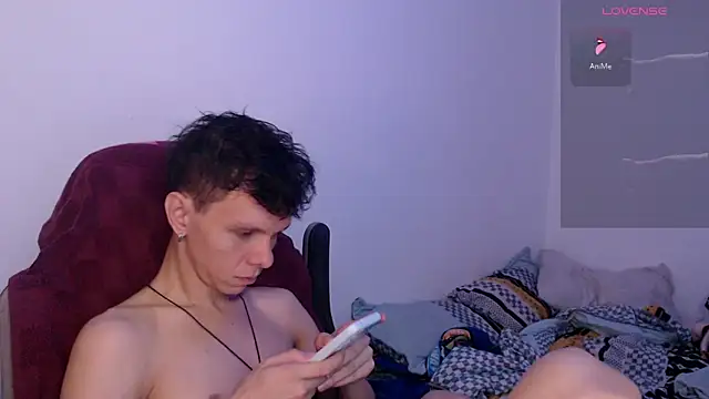 Snapshot of bryamado69 chatting on June 17, 6:46 am bryamado69 online show from June 17, 6:46 am