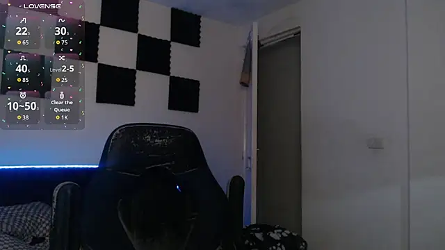 Snapshot of bryamado69 chatting on October 9, 10:49 am bryamado69 online show from October 9, 10:49 am