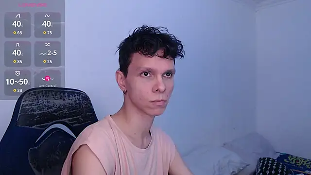 Snapshot of bryamado69 chatting on July 10, 1:16 am bryamado69 online show from July 10, 1:16 am
