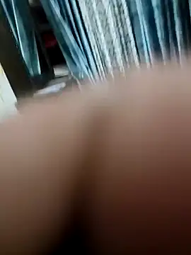 Snapshot of Gururonny07 chatting on February 19, 8:10 pm Gururonny07 online show from February 19, 8:10 pm