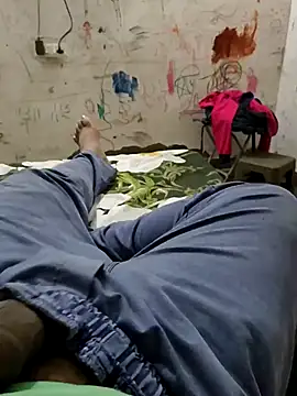 Snapshot of Gururonny07 chatting on March 14, 6:42 am Gururonny07 online show from March 14, 6:42 am