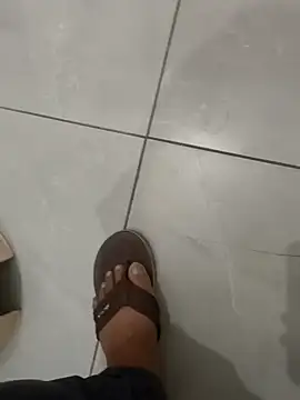 Snapshot of Gururonny07 chatting on February 5, 12:50 am Gururonny07 online show from February 5, 12:50 am