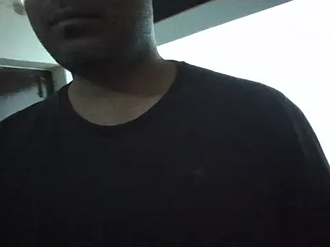 Snapshot of Varma3101 chatting on March 3, 4:52 am Varma3101 online show from March 3, 4:52 am