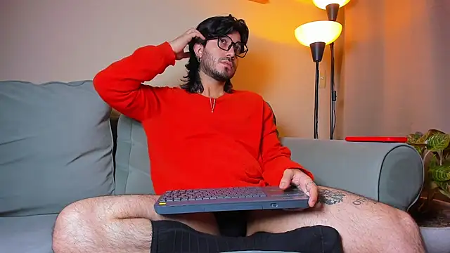 Snapshot of Ackerman_Eren_ chatting on October 6, 9:54 am Ackerman Eren online show from October 6, 9:54 am