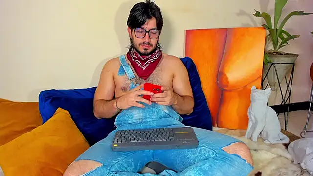 Snapshot of Ackerman_Eren_ chatting on March 16, 11:38 am Ackerman Eren online show from March 16, 11:38 am