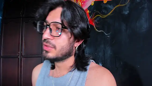 Ackerman Eren  online show from November 8, 8:01 pm