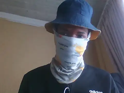 Snapshot of Kem_Secrets chatting on November 17, 11:03 am Kem Secrets online show from November 17, 11:03 am