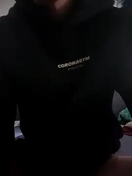 Snapshot of harper91000 chatting on December 4, 8:24 am harper91000 online show from December 4, 8:24 am