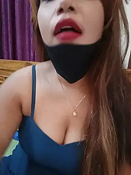 Snapshot of BongQueen9 chatting on July 2, 5:41 pm BongQueen9 online show from July 2, 5:41 pm