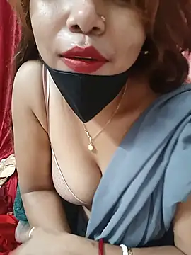 Snapshot of BongQueen9 chatting on July 6, 12:28 am BongQueen9 online show from July 6, 12:28 am