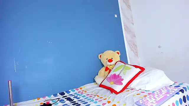 Snapshot of Antonellasmith00 chatting on February 28, 1:14 pm Antonellasmith00 online show from February 28, 1:14 pm