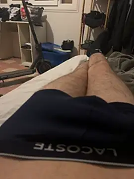 Snapshot of pignoufe chatting on June 12, 8:28 pm pignoufe online show from June 12, 8:28 pm
