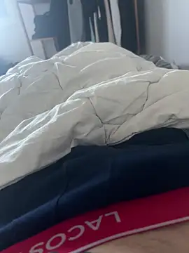 pignoufe online show from February 21, 7:32 am