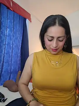 Snapshot of Andrea_Sexx_ chatting on May 14, 4:48 pm Andrea Sexx online show from May 14, 4:48 pm