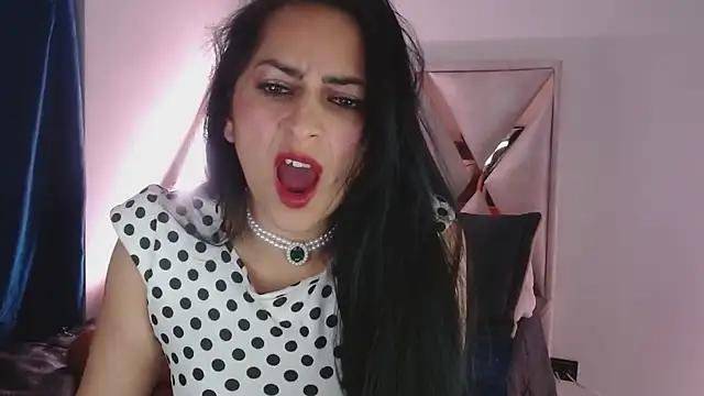 Snapshot of Andrea_Sexx_ chatting on December 31, 9:21 am Andrea Sexx online show from December 31, 9:21 am