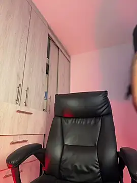 Laura fernandezII online show from November 8, 2:42 pm