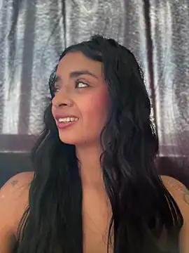 Laura fernandezII online show from March 11, 6:52 pm
