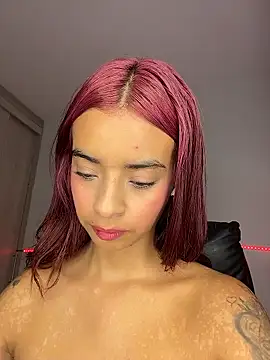 Laura fernandezII online show from January 14, 2:37 am