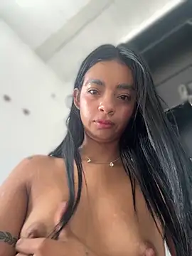 Laura fernandezII online show from October 19, 2:09 pm