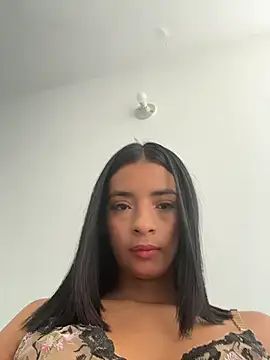 Snapshot of Laura_fernandezII chatting on February 28, 2:50 pm Laura fernandezII online show from February 28, 2:50 pm