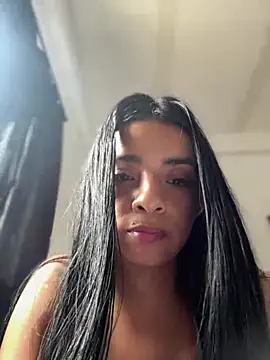 Laura fernandezII online show from March 2, 6:46 pm