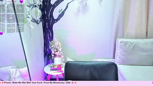 Snapshot of LenaRuiz_ chatting on November 27, 12:05 pm LenaRuiz online show from November 27, 12:05 pm