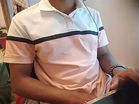 Snapshot of vicky0805 chatting on December 2, 8:05 am vicky0805 online show from December 2, 8:05 am