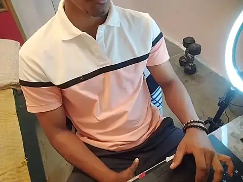 Snapshot of vicky0805 chatting on September 28, 8:32 am vicky0805 online show from September 28, 8:32 am