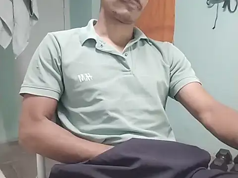 Snapshot of vicky0805 chatting on February 24, 9:32 am vicky0805 online show from February 24, 9:32 am