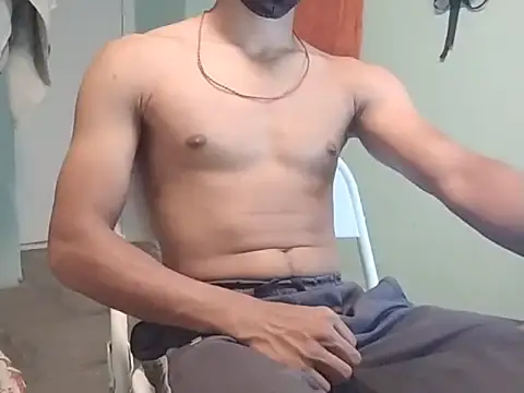 Snapshot of vicky0805 chatting on March 19, 10:11 am vicky0805 online show from March 19, 10:11 am