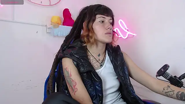  sharlotte777 online show from December 5, 2:26 pm