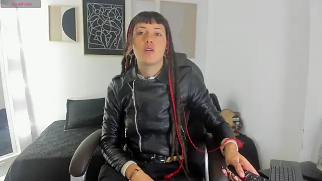  sharlotte777 online show from February 3, 2:44 pm