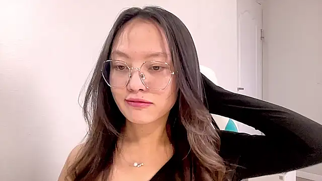 Risalynn online show from January 18, 6:34 am