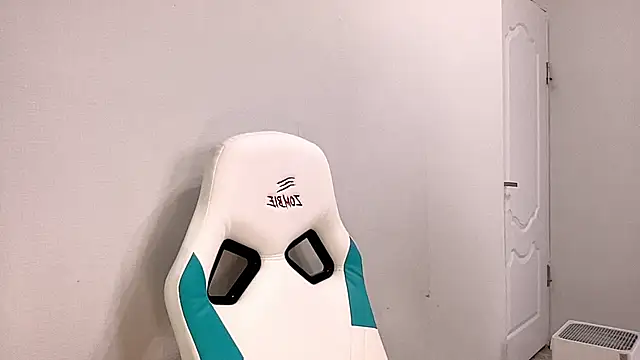 Risalynn online show from January 19, 3:29 am