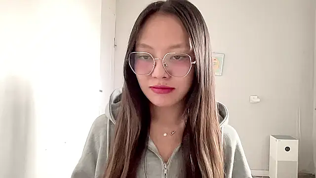 Risalynn online show from February 27, 6:35 am