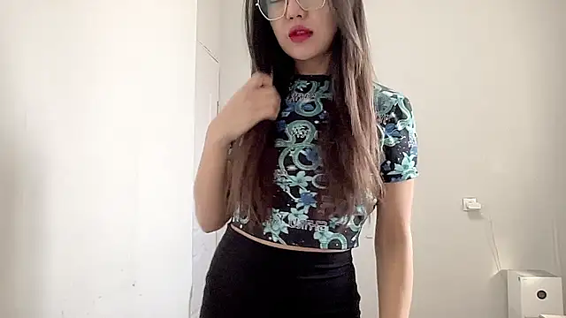 Risalynn online show from February 20, 3:34 am