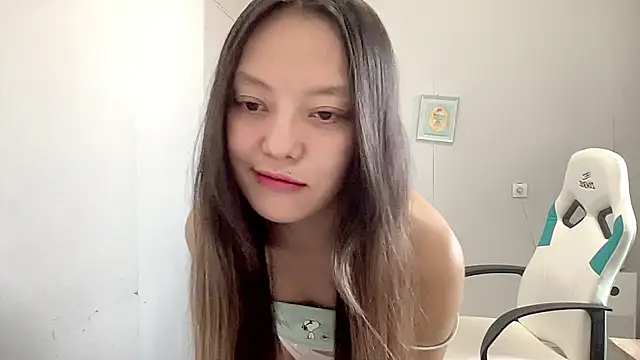 Risalynn online show from February 15, 6:33 am