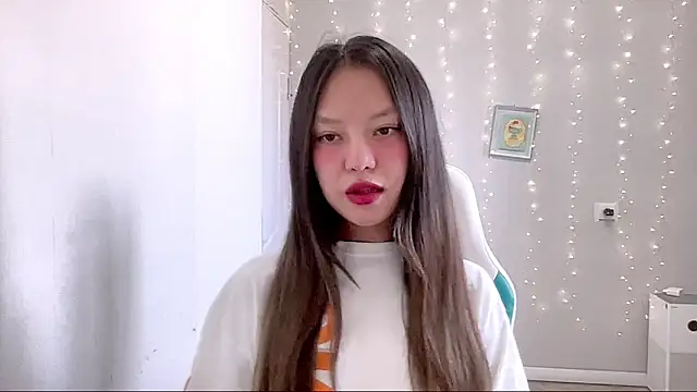 Risalynn online show from March 13, 7:20 am