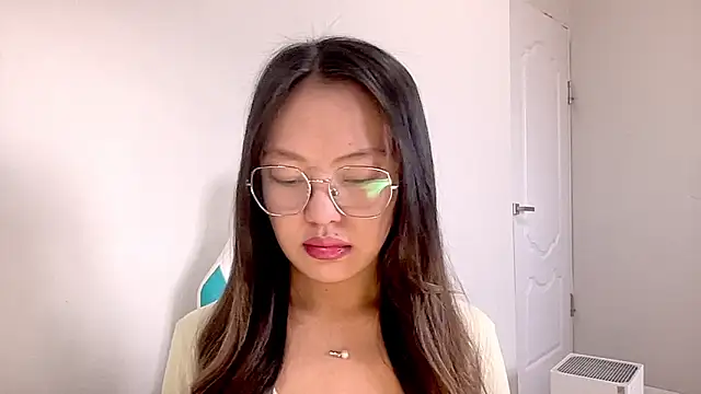 Risalynn online show from January 20, 3:26 am