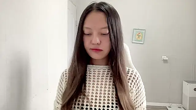 Risalynn online show from February 11, 6:19 am