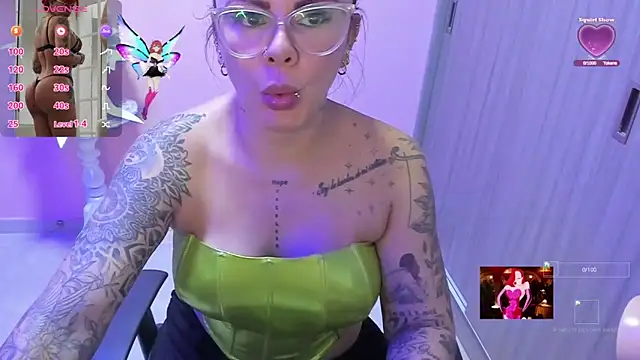 KAROL MILF online show from November 28, 12:11 am